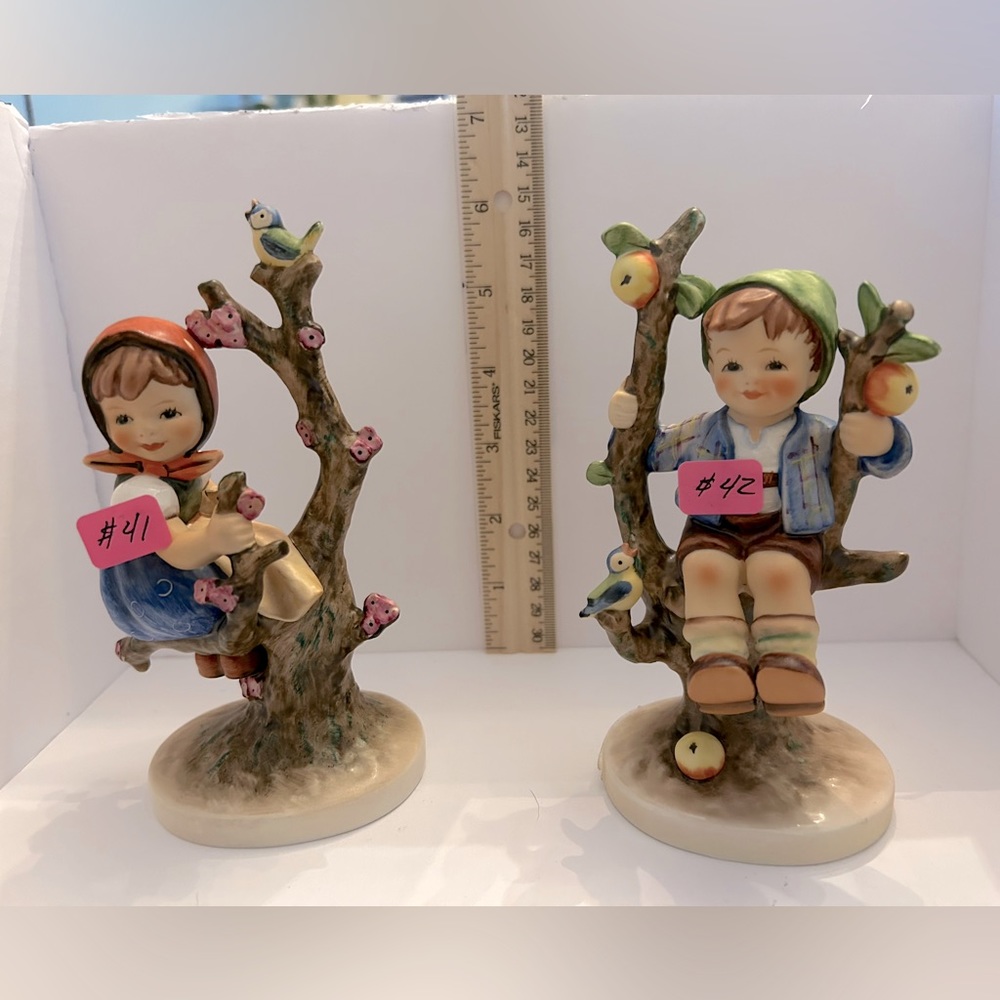 Hummel Apple tree girl and boy